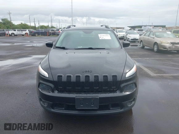2018 Jeep Cherokee Latitude with VIN 1C4PJLCB3JD563483, listed as a IAAI auction lot 41302444 with 78,168 mi miles and . Bid and sale history available at DreamBid. Image 12.