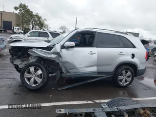 2012 Kia Sorento EX with VIN 5XYKU3A67CG256345, listed as a IAAI auction lot 41777490 with Not Provided miles and . Bid and sale history available at carsss.com. Image 15.