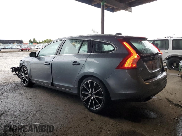 2017 Volvo V60 Premier with VIN YV140MEK3H1339550, listed as a Copart auction lot 86770894 with 128,343 mi miles and Salvage Title. Bid and sale history available at carsss.com. Image 2.