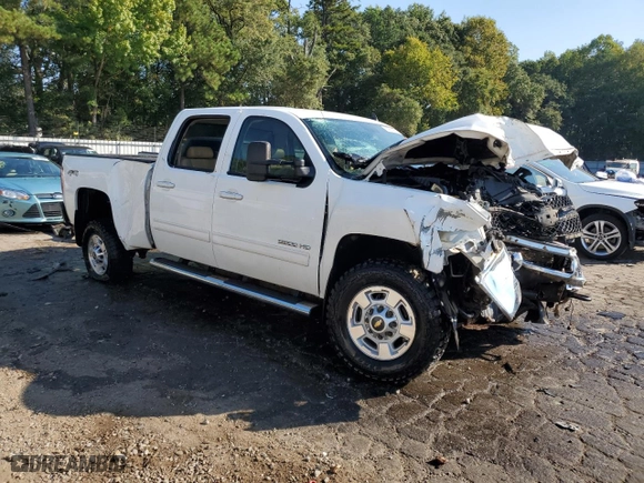 2011 Chevrolet Silverado 2500HD LTZ with VIN 1GC1KYCG2BF223386, listed as a Copart auction lot 71958474 with 0 mi miles and Salvage Title. Bid and sale history available at carsss.com. Image 4.