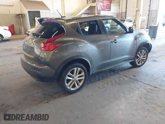 2014 Nissan Juke S with VIN JN8AF5MV3ET360332, listed as a IAAI auction lot 41560623 with 58,040 mi miles. Bid and sale history available at carsss.com. Image 4.