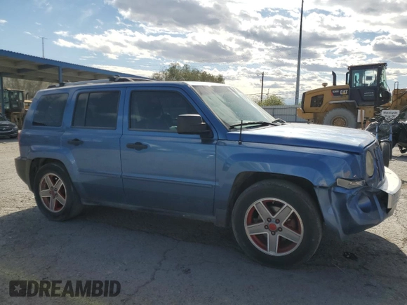 2007 Jeep Patriot Limited z VIN 1J8FF48W37D286057, wystawiony jako Copart lot #54796445 z przebiegiem 182 696 mil mil oraz Szkoda całkowita • Salvage title. Historia ofert i sprzedaży dostępna na DreamBid. Obrazek 4.