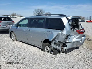 2020 Toyota Sienna LE Auto Access Seat with VIN 5TDKZ3DC4LS032116, listed as a Copart auction lot 48395595 with 100,727 mi miles and Non Repairable. Bid and sale history available at carsss.com. Image 2.