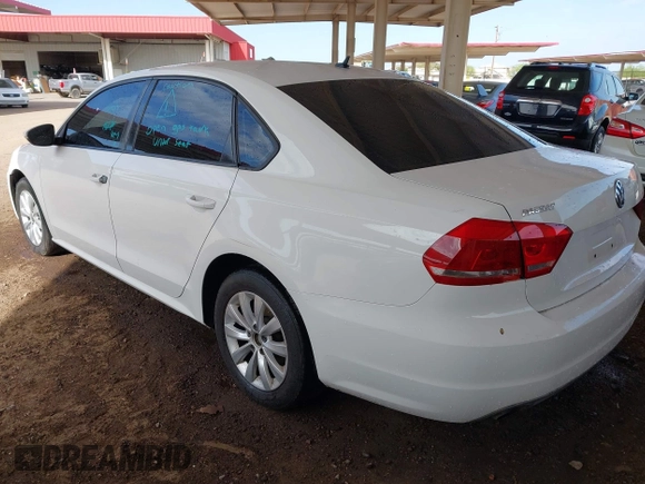 2012 Volkswagen Passat S w/Appearance with VIN 1VWAP7A35CC084706, listed as a IAAI auction lot 41927364 with 245,100 mi miles. Bid and sale history available at carsss.com. Image 3.