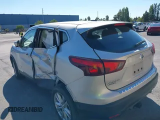 2017 Nissan Rogue SV with VIN JN1BJ1CP7HW017295, listed as a IAAI auction lot 42321408 with 84,430 mi miles and . Bid and sale history available at DreamBid. Image 3.