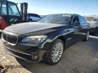 2012 BMW 7 Series 750Li with VIN WBAKB8C52CC965337, listed as a Copart auction lot 45026295 with 115,020 mi miles and Salvage Title. Bid and sale history available at carsss.com. Image 1.