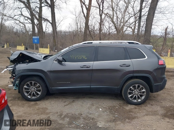 2019 Jeep Cherokee Latitude Plus with VIN 1C4PJLLB4KD382412, listed as a IAAI auction lot 41853246 with 97,512 mi miles. Bid and sale history available at carsss.com. Image 15.