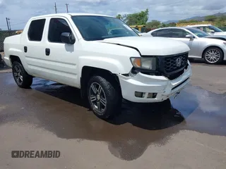 2013 Honda Ridgeline Sport z VIN 5FPYK1F77DB017657, wystawiony jako IAAI lot #42022180 z przebiegiem Nie podano mil oraz . Historia ofert i sprzedaży dostępna na DreamBid. Obrazek 1.