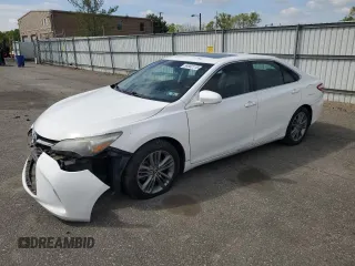 2015 Toyota Camry XLE z VIN 4T1BF1FK7FU007613, wystawiony jako Copart lot #54862115 z przebiegiem 247 120 mil mil oraz Nie do naprawy • Non repairable. Historia ofert i sprzedaży dostępna na DreamBid. Obrazek 1.