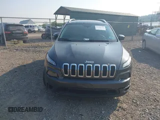2016 Jeep Cherokee Altitude with VIN 1C4PJMCB0GW262916, listed as a IAAI auction lot 42392735 with 29,162 mi miles and . Bid and sale history available at DreamBid. Image 12.