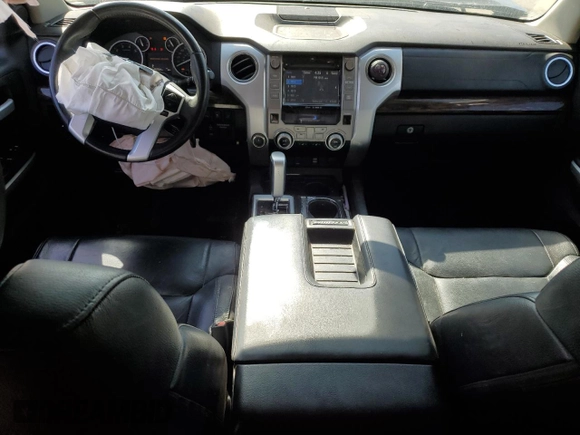 2017 Toyota Tundra Limited с VIN 5TFHW5F15HX645342, выставлен на аукционе Copart как лот 53856595 с пробегом 142 099 миль миль и Списание • Salvage title. История ставок и продаж доступна на DreamBid. Изображение 8.
