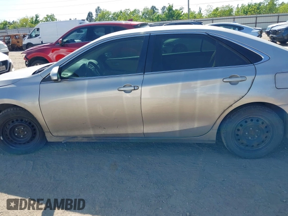 2016 Toyota Camry XLE with VIN 4T4BF1FKXGR519647, listed as a IAAI auction lot 42010266 with 123,595 mi miles and . Bid and sale history available at DreamBid. Image 14.