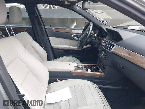 2011 Mercedes-Benz E-Class E 350 Luxury with VIN WDDHF5GB9BA382151, listed as a IAAI auction lot 42045643 with 120,535 mi miles. Bid and sale history available at carsss.com. Image 5.