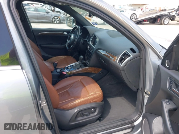 2010 Audi Q5 Prestige z VIN WA1VKAFP9AA076476, wystawiony jako IAAI lot #40381290 z przebiegiem 144 876 mil mil oraz . Historia ofert i sprzedaży dostępna na DreamBid. Obrazek 5.