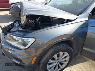 2019 Volkswagen Tiguan S with VIN 3VV0B7AX0KM119702, listed as a IAAI auction lot 42069676 with 69,637 mi miles and . Bid and sale history available at DreamBid. Image 17.