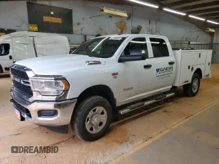 2022 Ram 2500 Tradesman with VIN 3C6UR5HJ2NG379837, listed as a Copart auction lot 44196985 with 87,254 mi miles and Salvage Title. Bid and sale history available at carsss.com. Image 1.