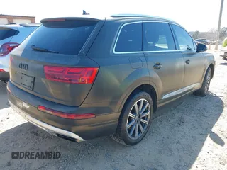 2017 Audi Q7 Premium Plus z VIN WA1LAAF76HD047018, wystawiony jako IAAI lot #41657235 z przebiegiem 159 375 mil mil oraz . Historia ofert i sprzedaży dostępna na DreamBid. Obrazek 4.