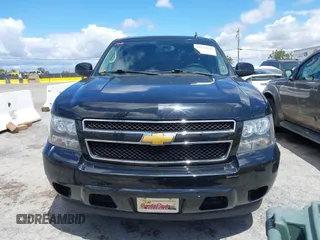 2013 Chevrolet Tahoe LS with VIN 1GNSCAE04DR104790, listed as a IAAI auction lot 42225652 with 119,948 mi miles and . Bid and sale history available at DreamBid. Image 12.