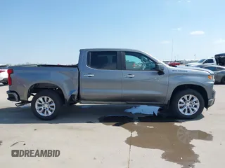 2020 Chevrolet Silverado 1500 Custom with VIN 3GCPWBEH0LG230256, listed as a IAAI auction lot 41883052 with 120,177 mi miles. Bid and sale history available at carsss.com. Image 13.