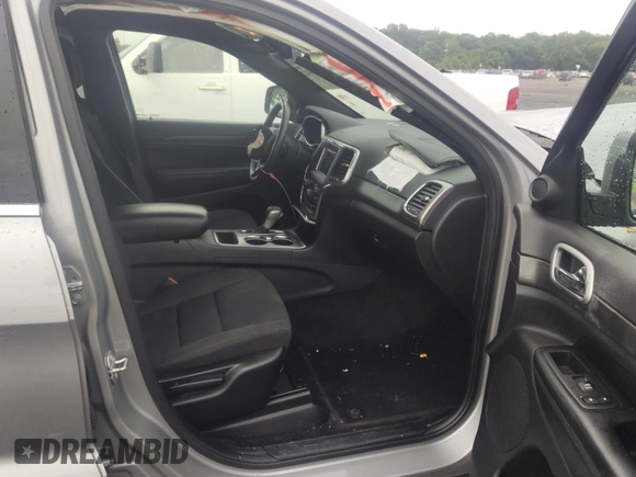 2018 Jeep Grand Cherokee Upland with VIN 1C4RJFAG5JC458586, listed as a IAAI auction lot 42626822 with 70,772 mi miles and . Bid and sale history available at DreamBid. Image 5.