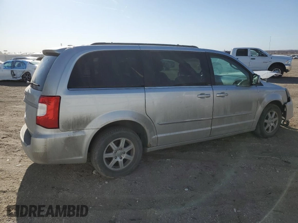 2011 Chrysler Town & Country Touring with VIN 2A4RR5DG8BR646925, listed as a Copart auction lot 48337055 with 181,881 mi miles and Salvage Title. Bid and sale history available at DreamBid. Image 3.