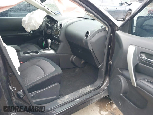2013 Nissan Rogue S with VIN JN8AS5MT9DW030721, listed as a IAAI auction lot 41609857 with 143,024 mi miles. Bid and sale history available at carsss.com. Image 5.