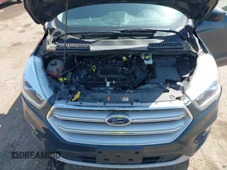 2019 Ford Escape SEL with VIN 1FMCU9HD5KUC35398, listed as a IAAI auction lot 42048986 with 101,609 mi miles. Bid and sale history available at carsss.com. Image 10.