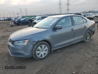 2014 Volkswagen Jetta Sedan SE with VIN 3VWD17AJ2EM359785, listed as a Copart auction lot 46914755 with 148,504 mi miles and Salvage Title. Bid and sale history available at carsss.com. Image 1.