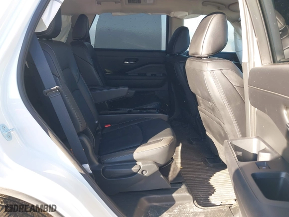 2024 Nissan Pathfinder SL with VIN 5N1DR3CD5RC275166, listed as a IAAI auction lot 41608764 with 10,843 mi miles. Bid and sale history available at carsss.com. Image 8.