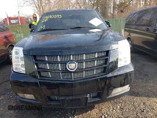 2013 Cadillac Escalade Premium with VIN 1GYS4CEF7DR102743, listed as a IAAI auction lot 41690593 with 228,070 mi miles. Bid and sale history available at carsss.com. Image 12.