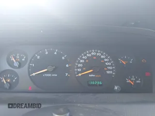 2004 Jeep Grand Cherokee Laredo z VIN 1J4GW48S24C159370, wystawiony jako IAAI lot #41296094 z przebiegiem 138 296 mil mil oraz . Historia ofert i sprzedaży dostępna na DreamBid. Obrazek 7.