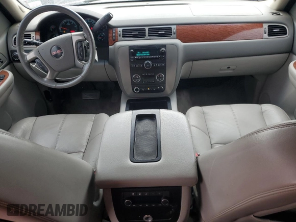 2008 GMC Yukon SLT w/4SB with VIN 1GKFK13038J218076, listed as a Copart auction lot 47581505 with 184,880 mi miles and Salvage Title. Bid and sale history available at carsss.com. Image 8.