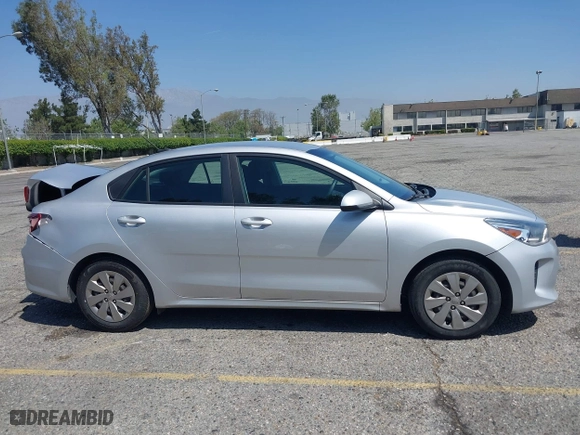 2018 Kia Rio LX with VIN 3KPA24AB4JE086105, listed as a IAAI auction lot 42062323 with 128,289 mi miles. Bid and sale history available at carsss.com. Image 14.