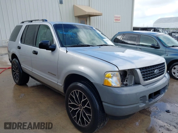 2002 Ford Explorer XLS with VIN 1FMZU62E72UA38128, listed as a IAAI auction lot 42680825 with Not provided miles and . Bid and sale history available at DreamBid. Image 1.