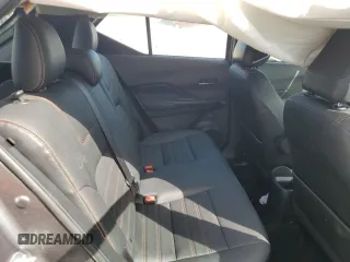 2019 Nissan Kicks SR with VIN 3N1CP5CUXKL478908, listed as a Copart auction lot 55722555 with 35,713 mi miles and Salvage title. Bid and sale history available at DreamBid. Image 11.