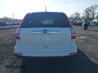 2011 Honda CR-V EX with VIN 3CZRE4H58BG700504, listed as a IAAI auction lot 41933244 with 158,211 mi miles and . Bid and sale history available at carsss.com. Image 16.