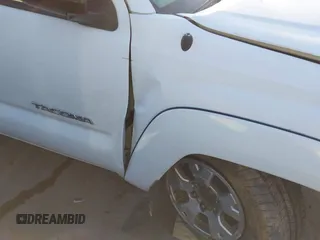 2010 Toyota Tacoma PreRunner with VIN 3TMJU4GN4AM100621, listed as a IAAI auction lot 41786994 with 222,327 mi miles and . Bid and sale history available at DreamBid. Image 18.