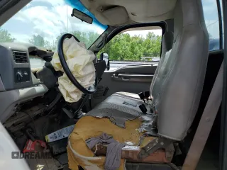 1999 Ford F-250 XL with VIN 1FTNF21FXXEB26561, listed as a Copart auction lot 54303275 with 219,108 mi miles and Salvage title. Bid and sale history available at DreamBid. Image 7.