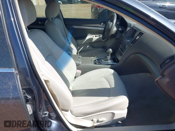 2013 Infiniti G37 Journey with VIN JN1CV6AP3DM717782, listed as a IAAI auction lot 42135954 with 131,066 mi miles and . Bid and sale history available at DreamBid. Image 5.