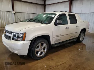 2013 Chevrolet Avalanche LTZ z VIN 3GNTKGE79DG328662, wystawiony jako Copart lot #58325325 z przebiegiem Nie podano mil oraz Szkoda całkowita • Salvage title. Historia ofert i sprzedaży dostępna na DreamBid. Obrazek 1.