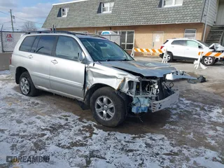 2007 Toyota Highlander with VIN JTEHP21A770227743, listed as a IAAI auction lot 41252102 with 163,254 mi miles. Bid and sale history available at carsss.com. Image 1.