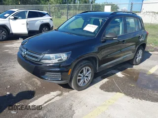 2016 Volkswagen Tiguan SEL with VIN WVGAV7AX2GW032915, listed as a IAAI auction lot 42257623 with 133,832 mi miles and . Bid and sale history available at DreamBid. Image 2.
