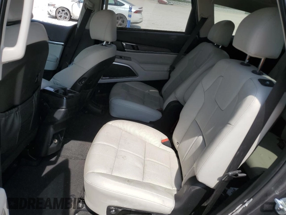 2022 Kia Telluride EX z VIN 5XYP3DHC2NG236212, wystawiony jako Copart lot #53648415 z przebiegiem 72 863 mil mil oraz Szkoda całkowita • Salvage title. Historia ofert i sprzedaży dostępna na DreamBid. Obrazek 11.