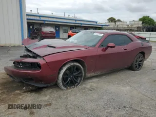 2017 Dodge Challenger R/T Plus z VIN 2C3CDZBT5HH573758, wystawiony jako Copart lot #54255465 z przebiegiem 61 907 mil mil oraz Szkoda całkowita • Salvage title. Historia ofert i sprzedaży dostępna na DreamBid. Obrazek 1.
