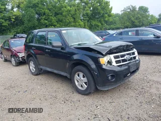 2011 Ford Escape XLS с VIN 1FMCU0C77BKB64424, выставлен на аукционе IAAI как лот 42728299 с пробегом 260 198 миль миль и . История ставок и продаж доступна на DreamBid. Изображение 1.