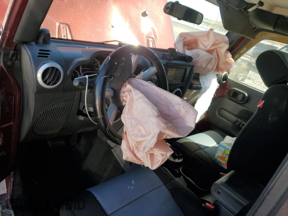 2008 Jeep Wrangler Sahara with VIN 1J4FA54168L583783, listed as a Copart auction lot 50415545 with 316,869 mi miles and Salvage title. Bid and sale history available at DreamBid. Image 8.