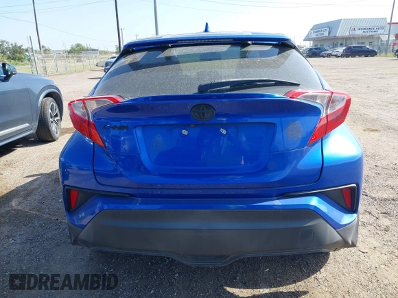 2018 Toyota C-HR XLE z VIN NMTKHMBX7JR004448, wystawiony jako IAAI lot #42785933 z przebiegiem 112 115 mil mil oraz . Historia ofert i sprzedaży dostępna na DreamBid. Obrazek 16.