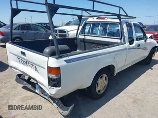 1993 Toyota Pickup DLX with VIN JT4RN93P4P5086920, listed as a IAAI auction lot 42033875 with 329,248 mi miles and . Bid and sale history available at DreamBid. Image 4.
