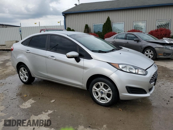 2016 Ford Fiesta SE z VIN 3FADP4BJXGM149197, wystawiony jako Copart lot #57100405 z przebiegiem 106 429 mil mil oraz Nie do naprawy • Non repairable. Historia ofert i sprzedaży dostępna na DreamBid. Obrazek 4.