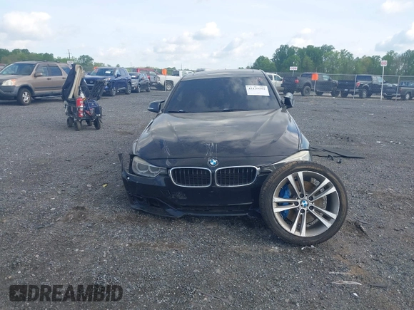 2013 BMW 3 Series 335i xDrive with VIN WBA3B9G54DNR89987, listed as a IAAI auction lot 42159592 with 165,999 mi miles and . Bid and sale history available at DreamBid. Image 12.